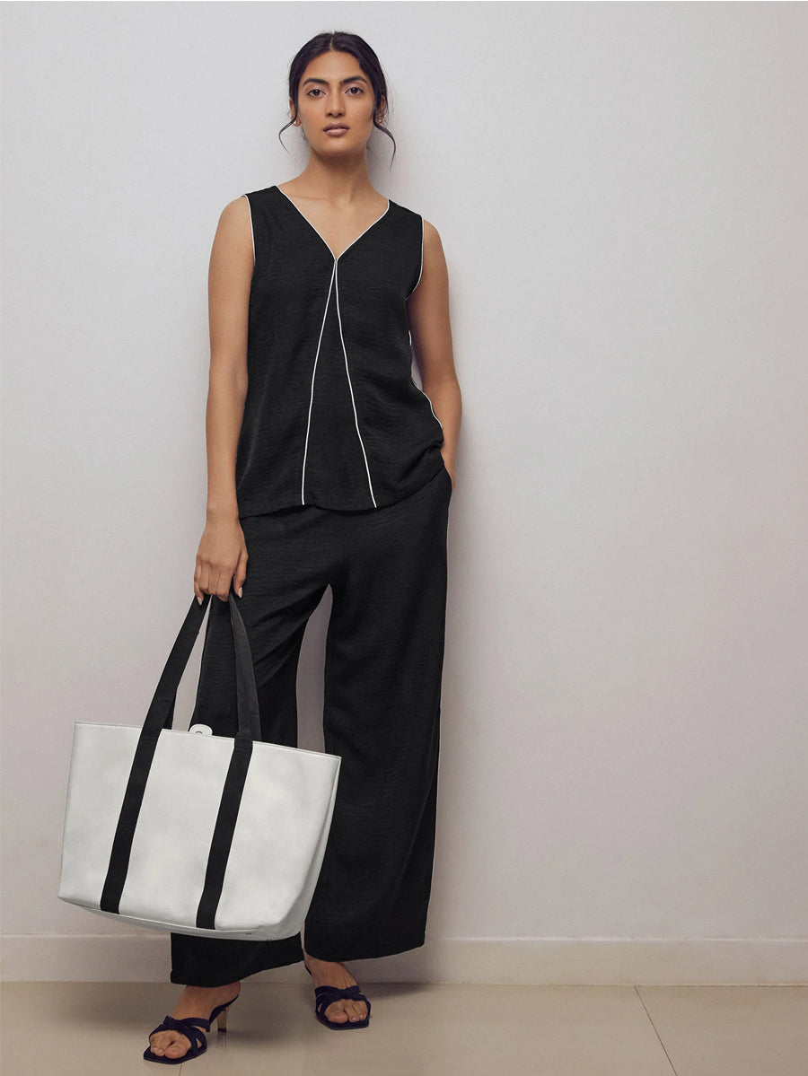 Black contrast piping godet top