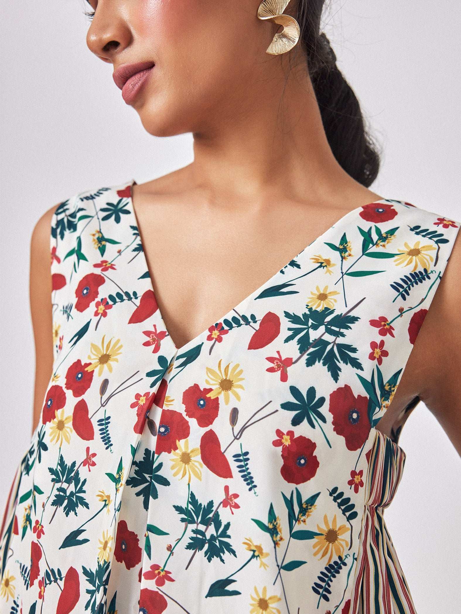 Meadow Print Striped V Neck Top