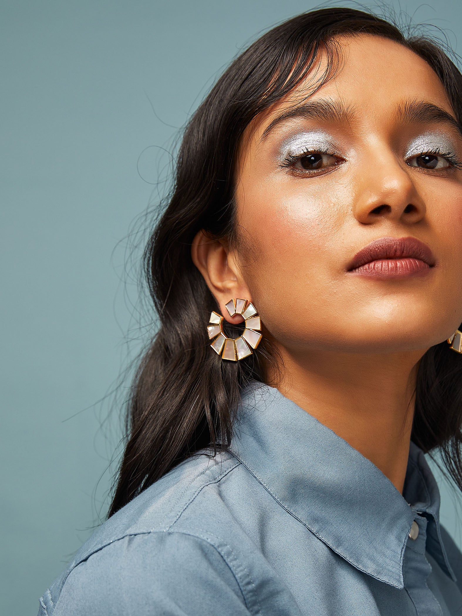 Mother of Pearl Oval Earrings