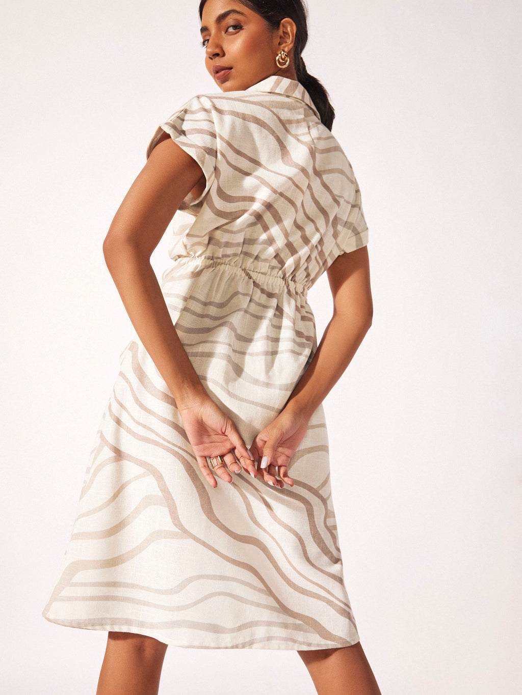 Abstract Wavy Print Linen Dress