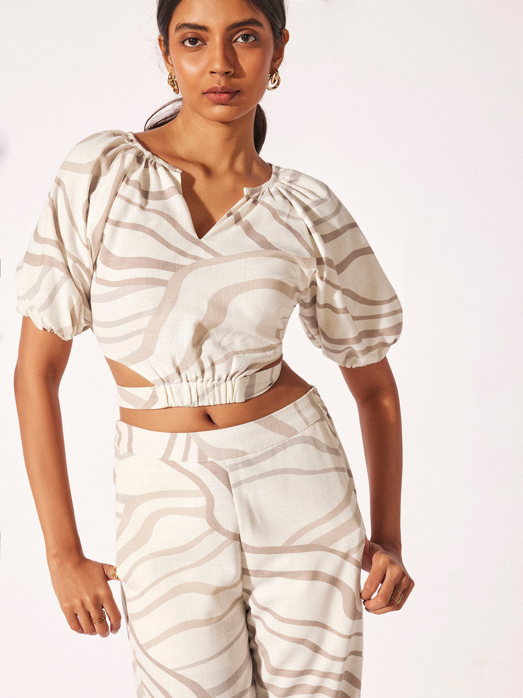 Abstract Wavy Print Linen Top