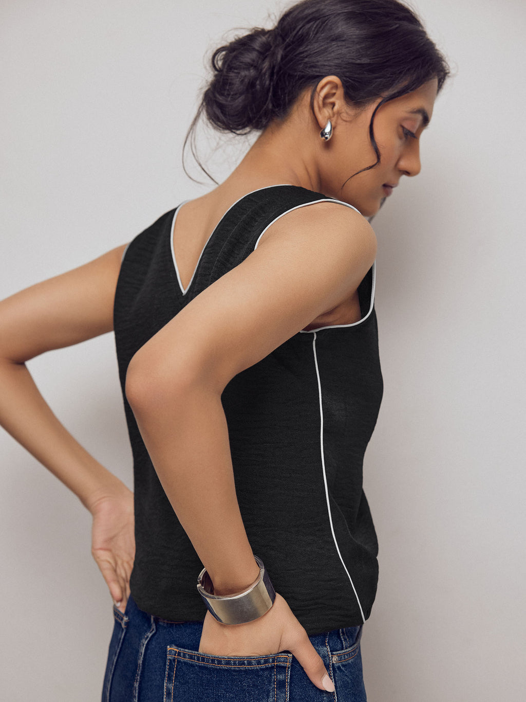 Black Contrast Piping Godet Top