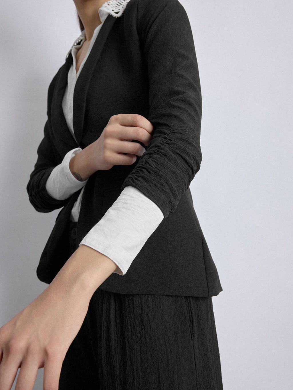 Black Ruched Sleeve Blazer