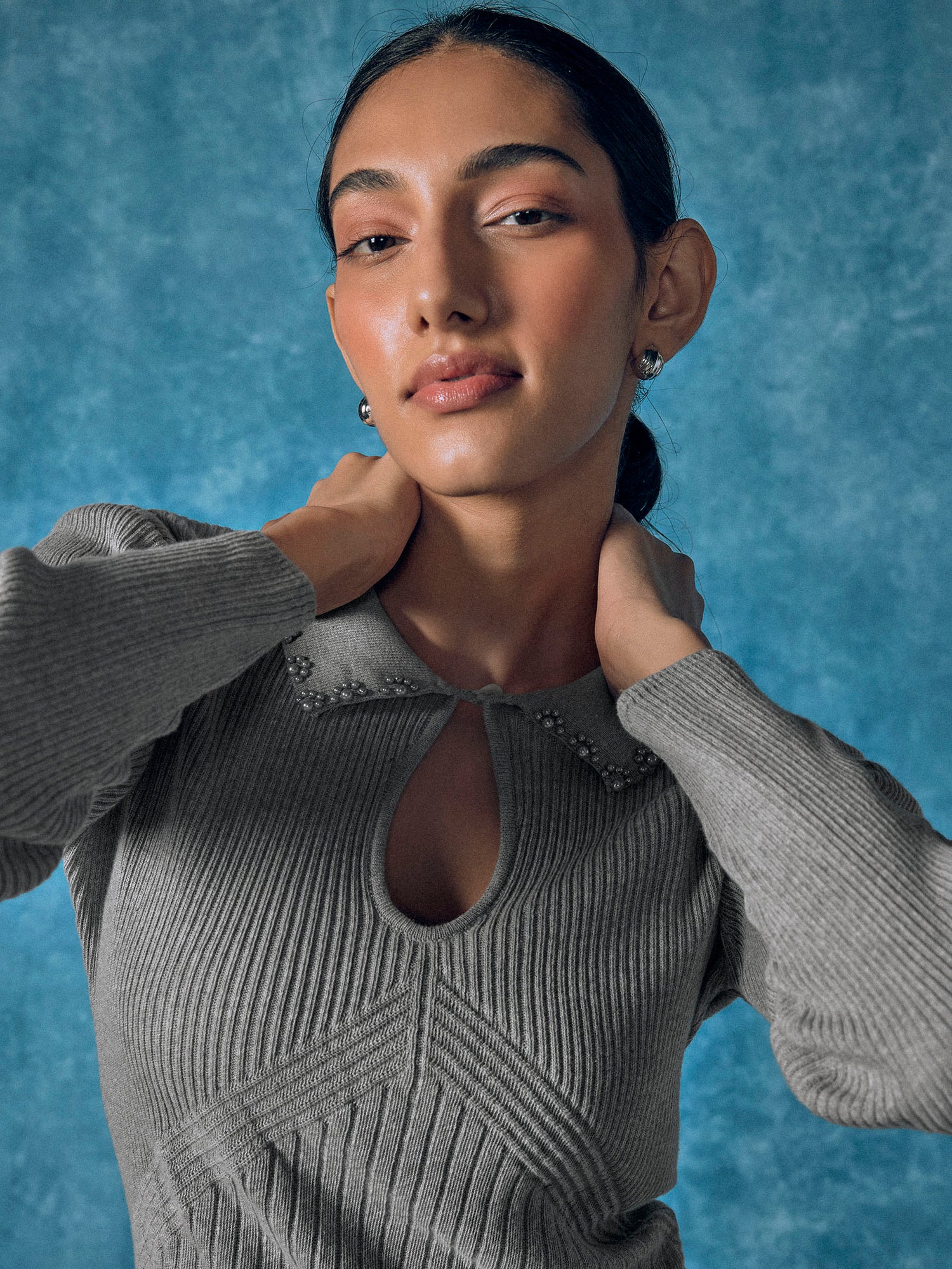 Cloud Pearl Collar Knit Top