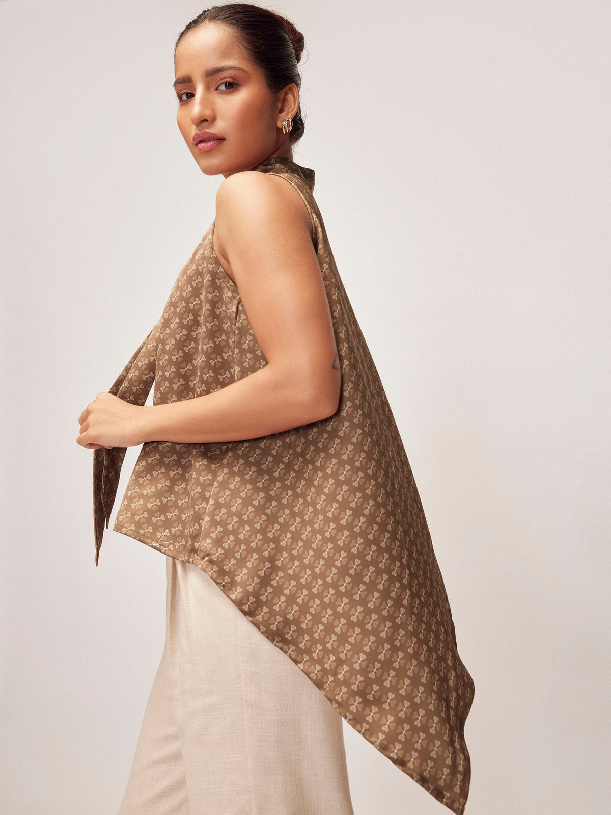 Coffee Key Monogram Neck Tie Top