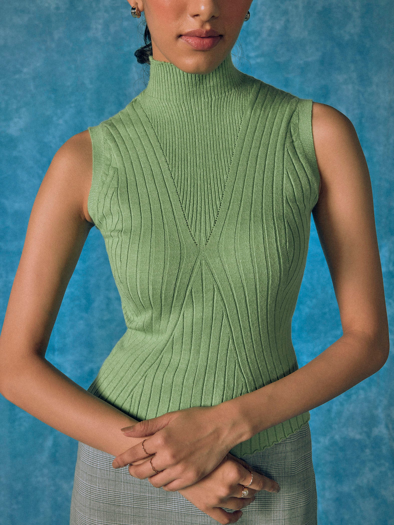 Fern High Neck Knit Vest