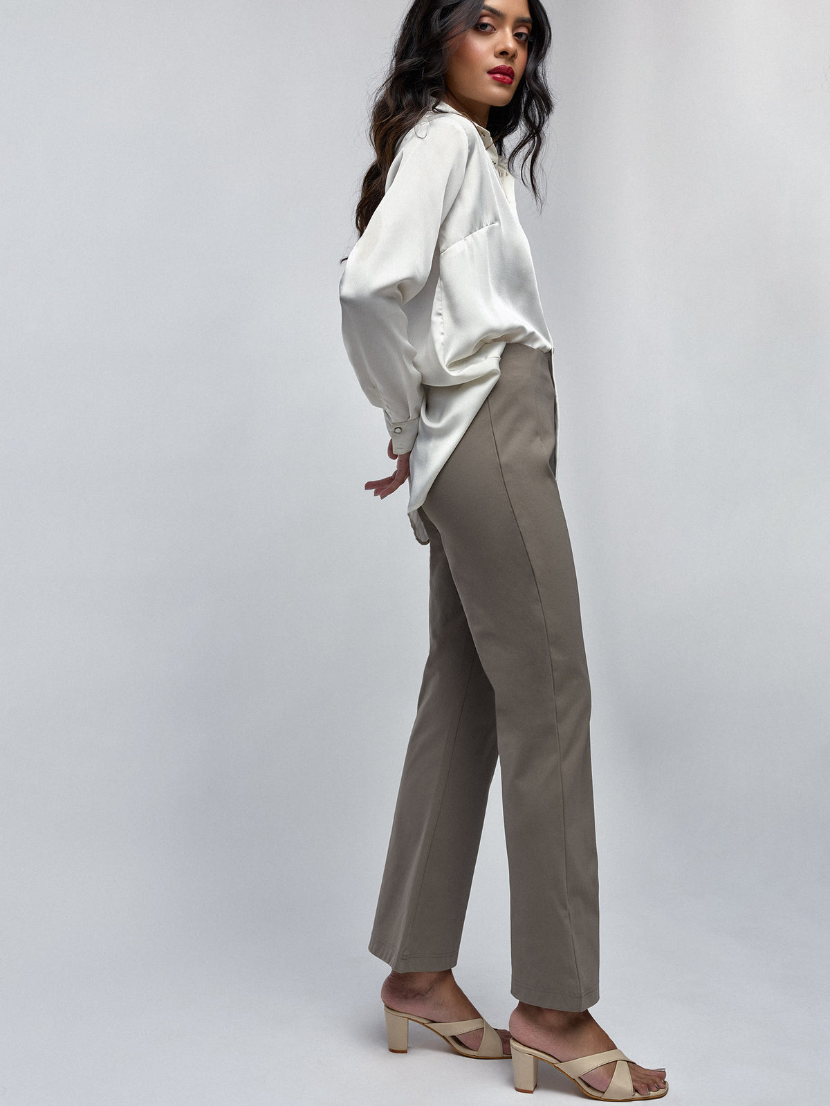 Griege Bootcut Trousers