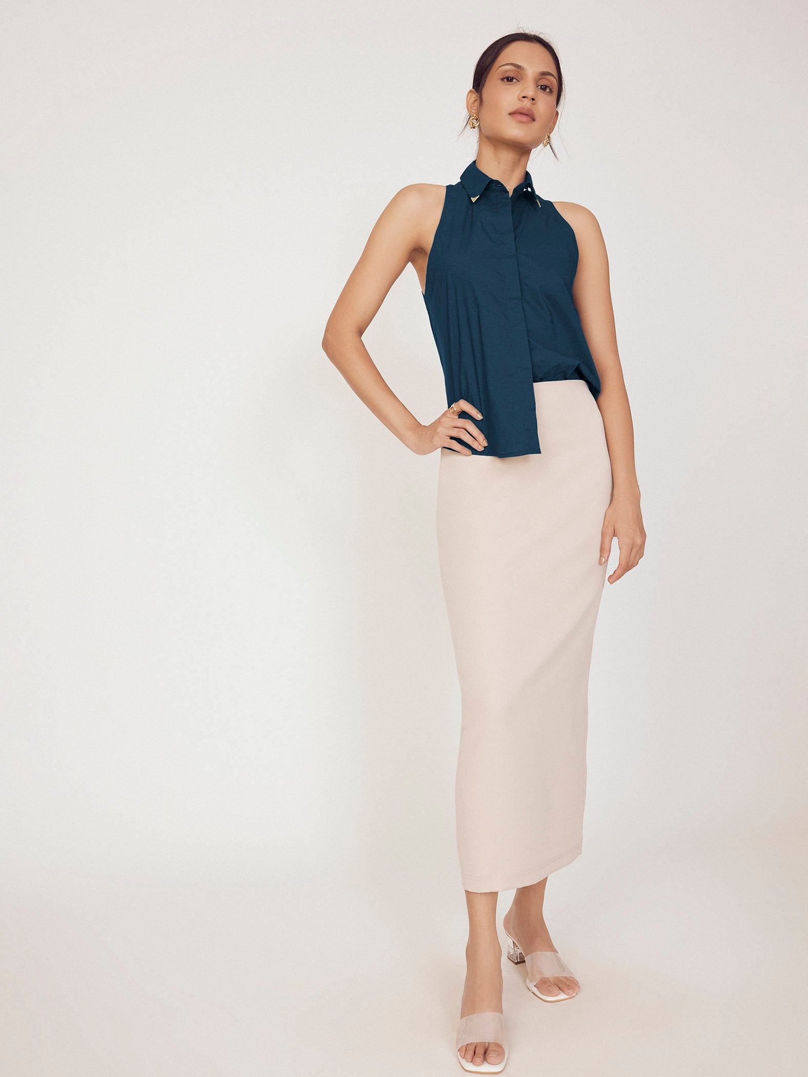 Ink Pin Collar Sleeveless Shirt