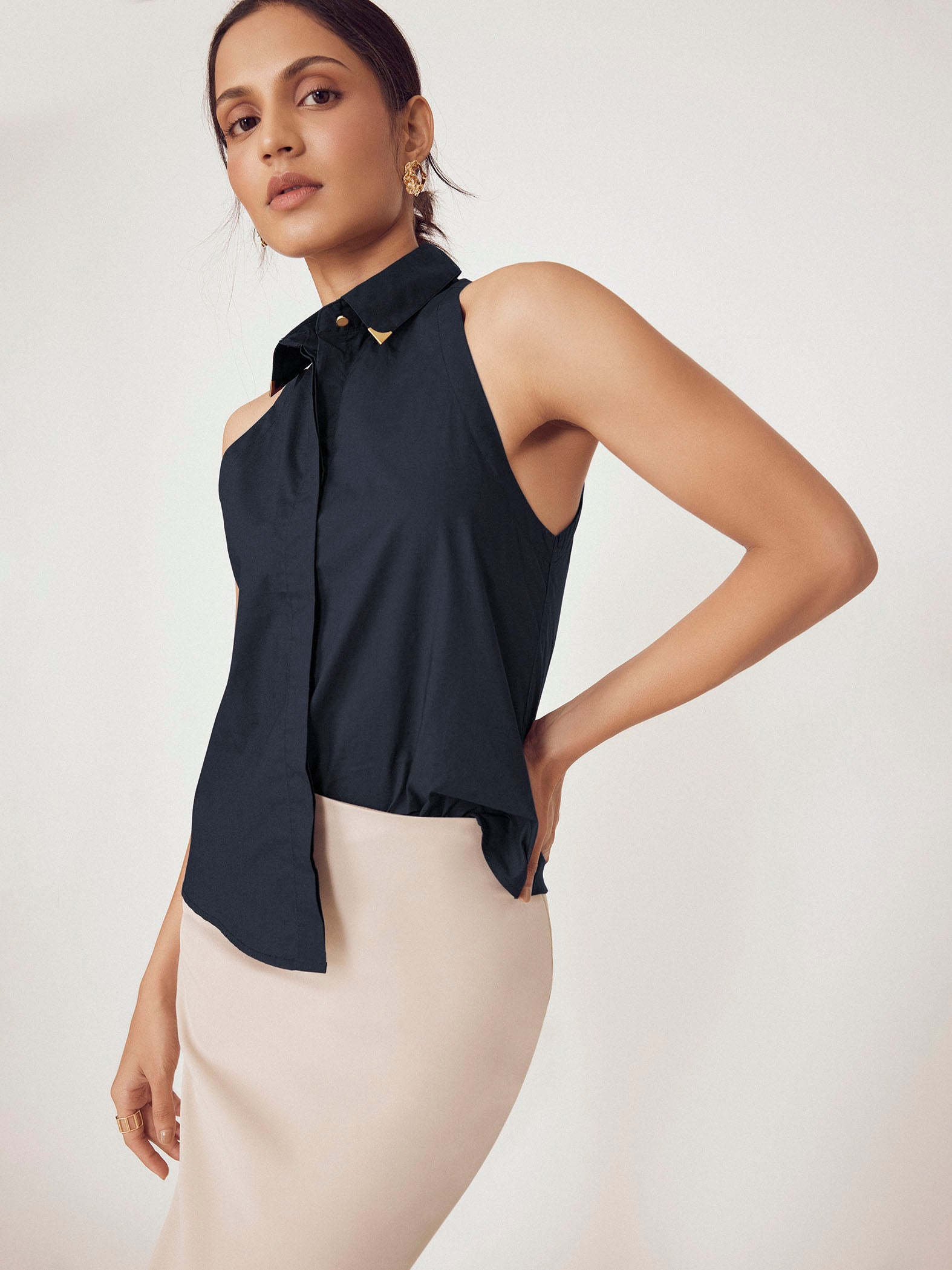 Navy Pin Collar Sleeveless Shirt