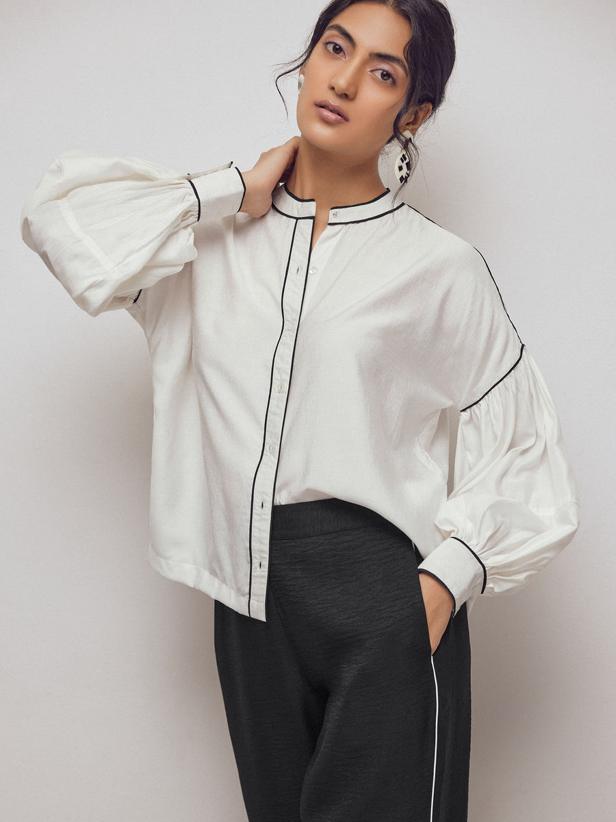 white-contrast-piping-shirt