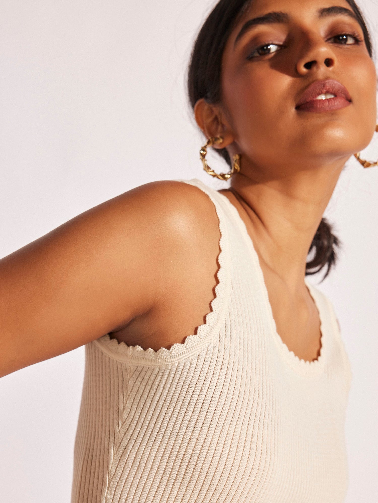 White Scallop Edge Ribbed Top