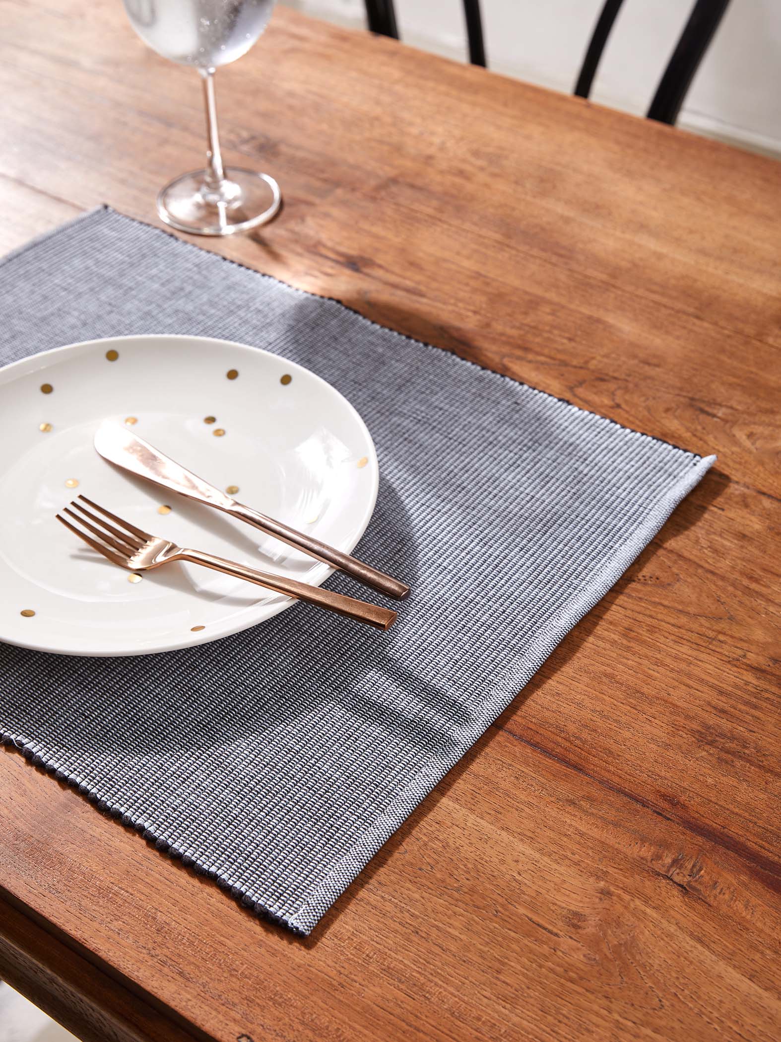 Black Placemat Set