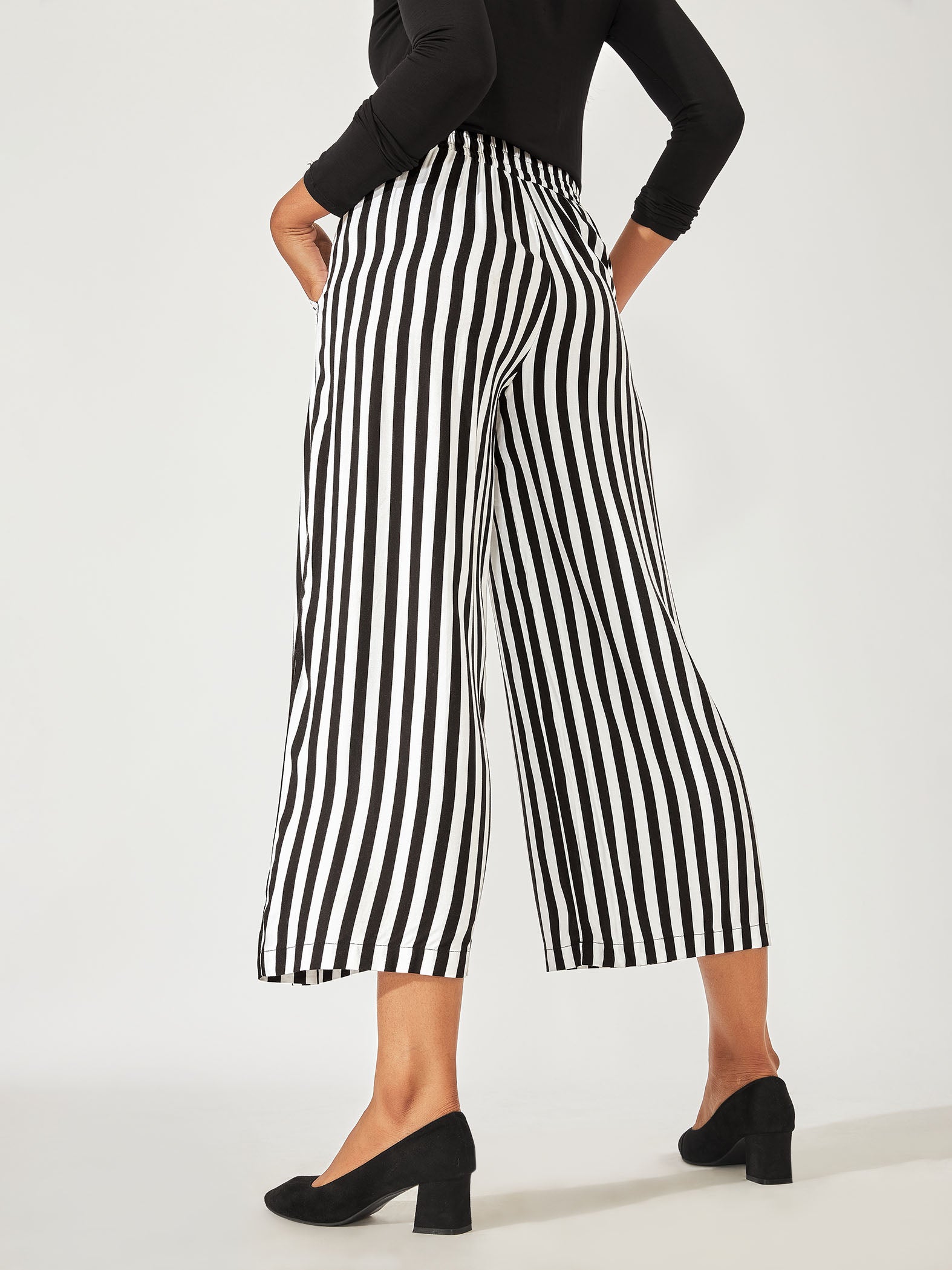 monochrome stripe paperbag waist pants