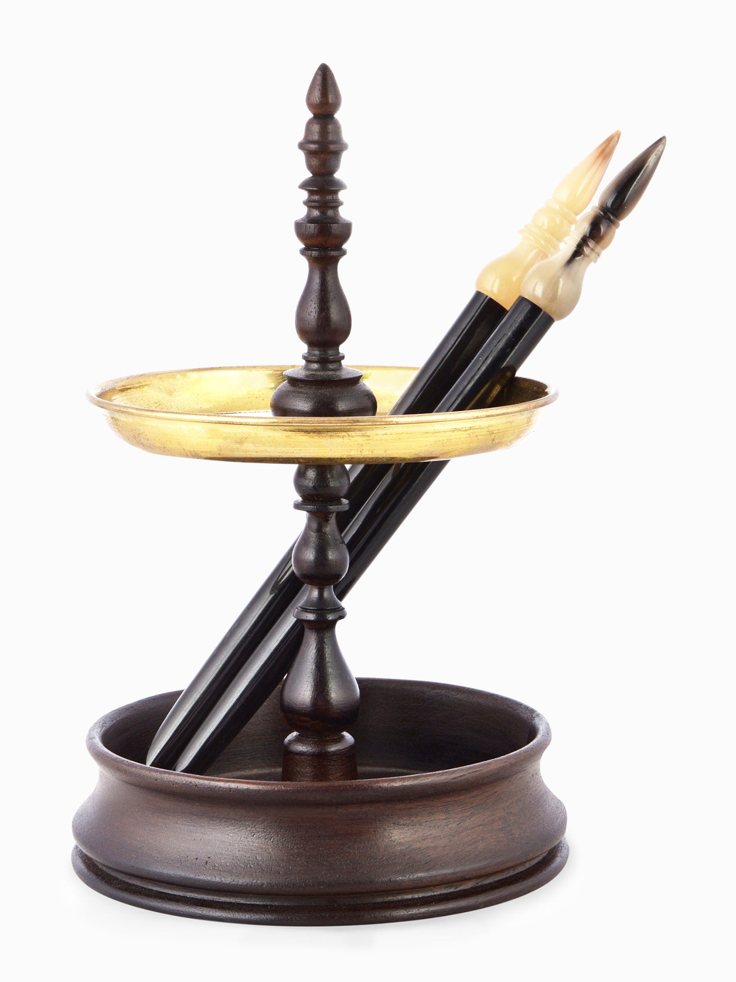 Sultan Pen Stand by Anantaya