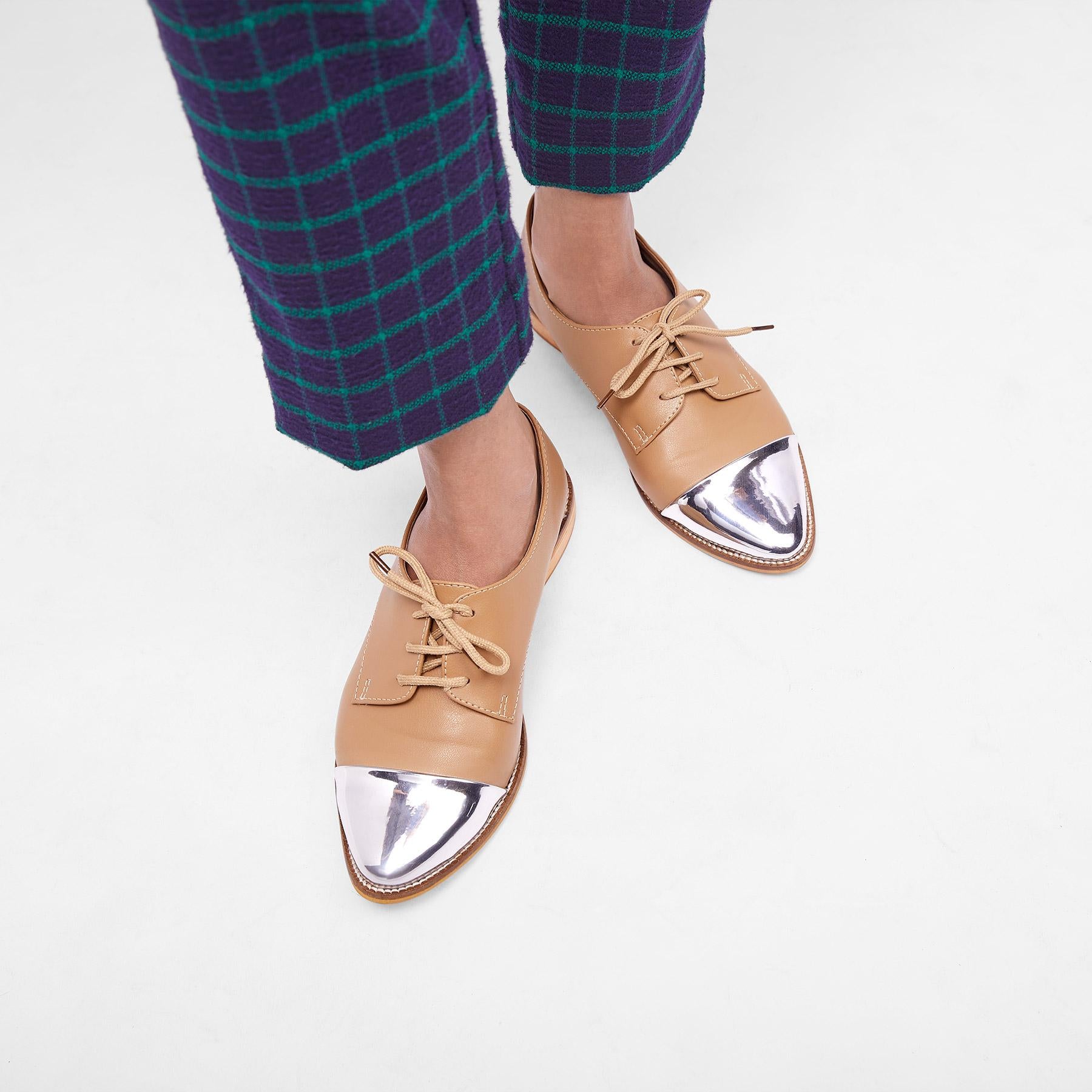 Beige & Silver Pointed Brogues