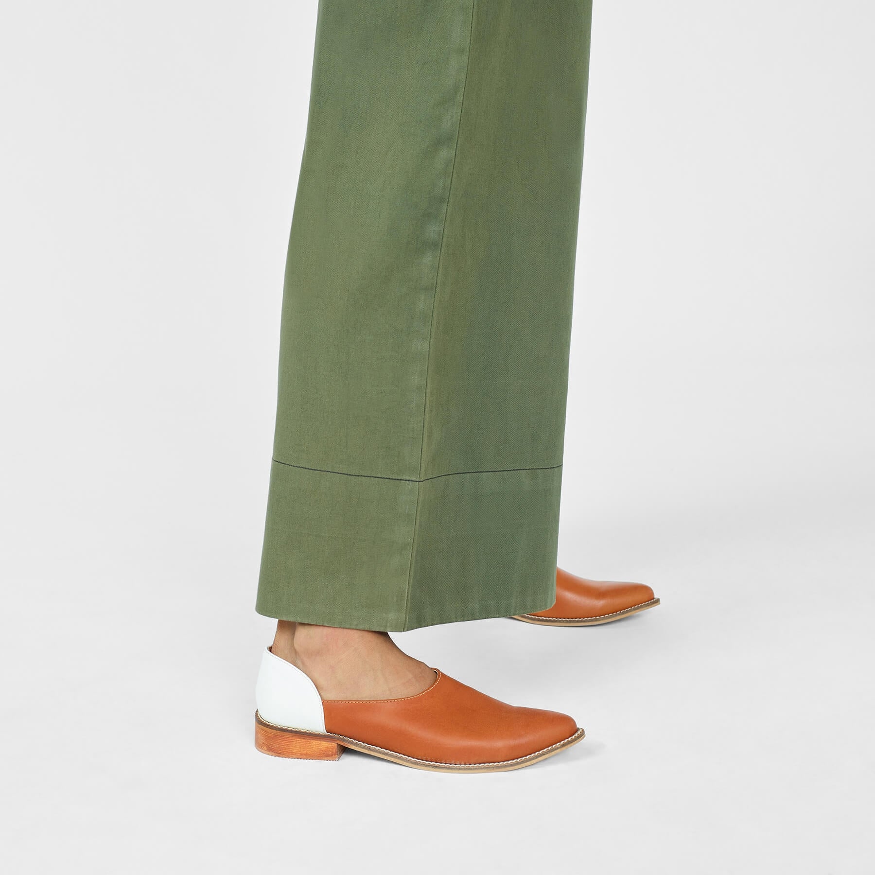 Tan & White Pointed Loafers