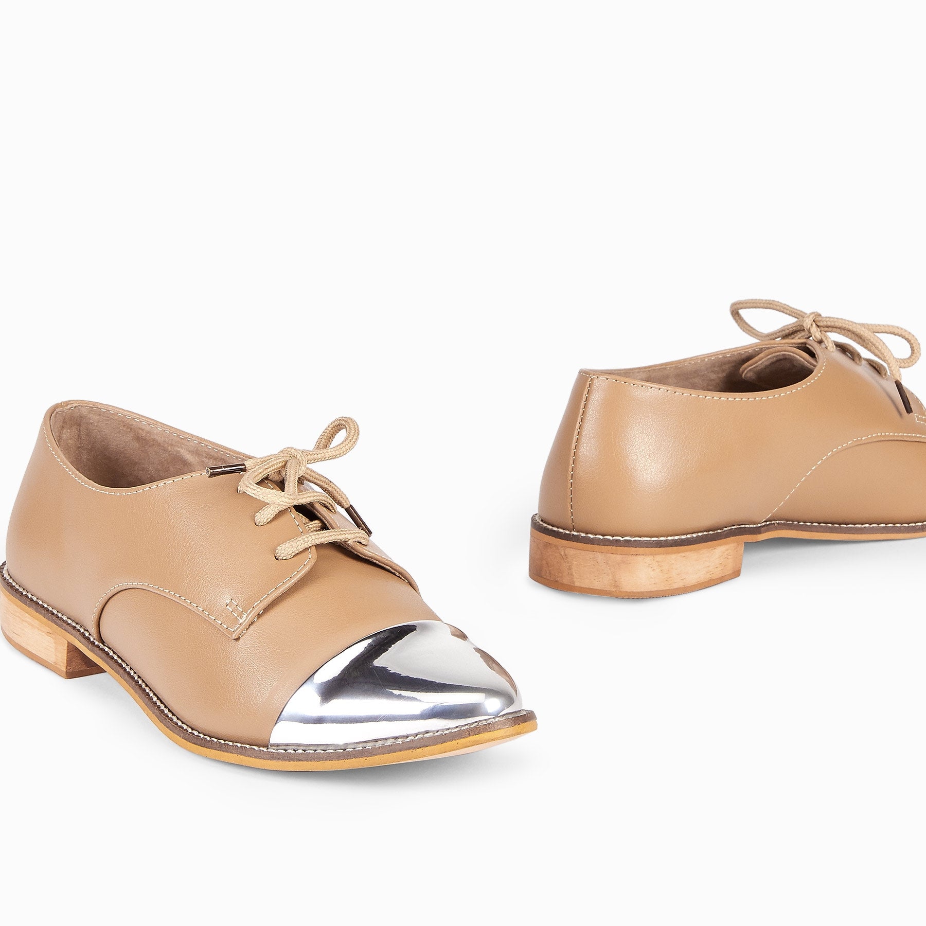 Beige & Silver Pointed Brogues